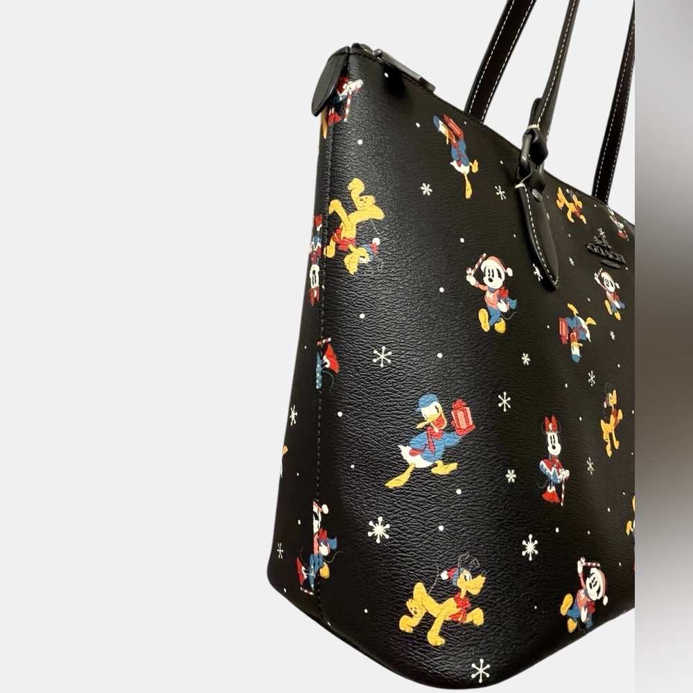 Coach X Disney Collaboration Gallery Tote 👜 - Picture 4 of 13